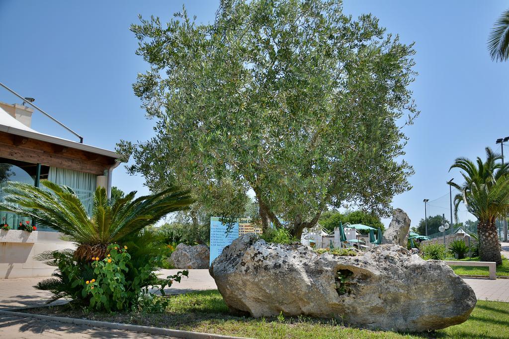 Hotel Thalas Club Torre dell'Orso Zewnętrze zdjęcie